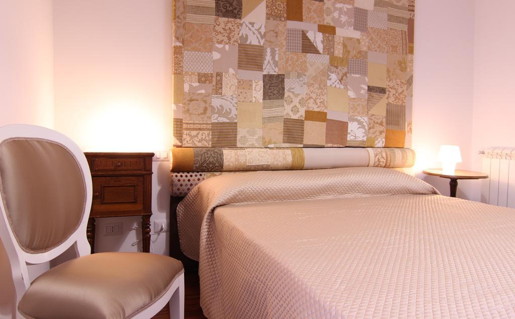 Eco Suites روما الغرفة الصورة